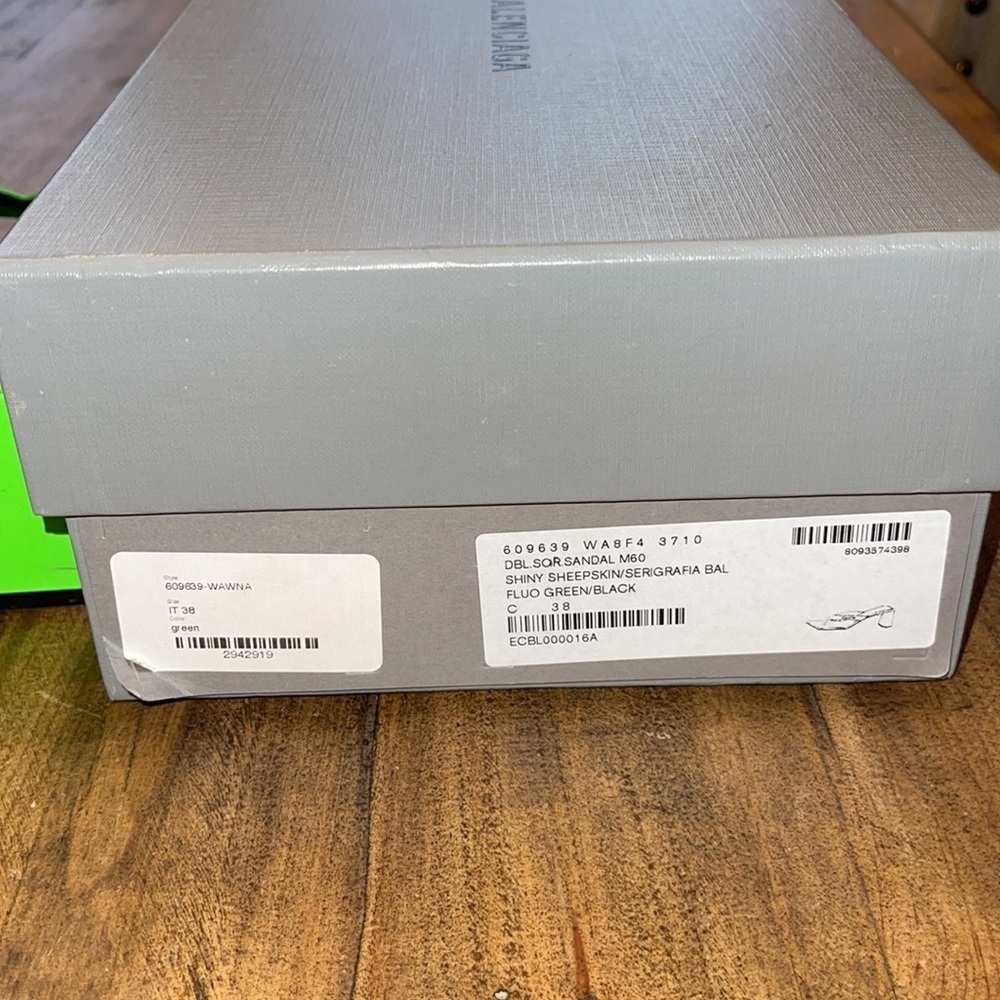 BALENCIAGA Lime / Neon Green Sandals with a Low Block Heel size 38 Box Included - Picture 7 of 7